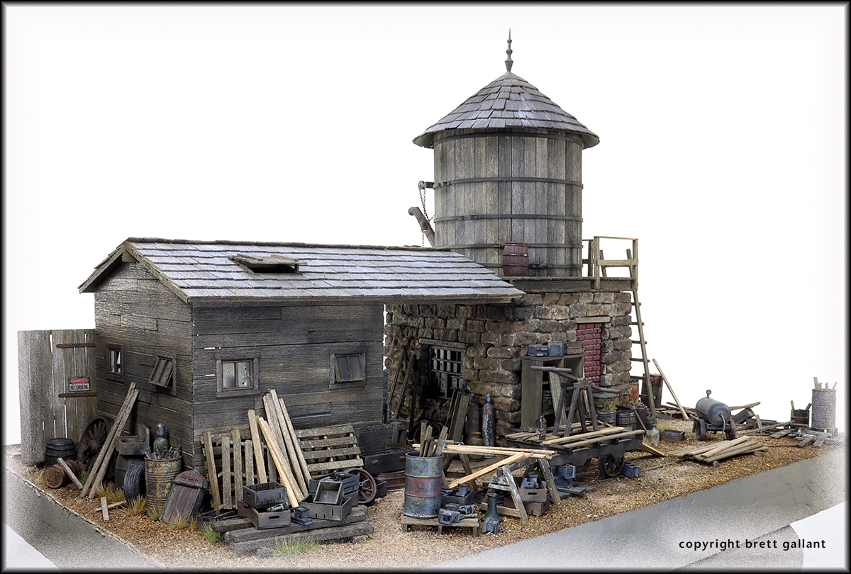 SierraWest Scale Models O Scale Water Tank and Handcar Shed